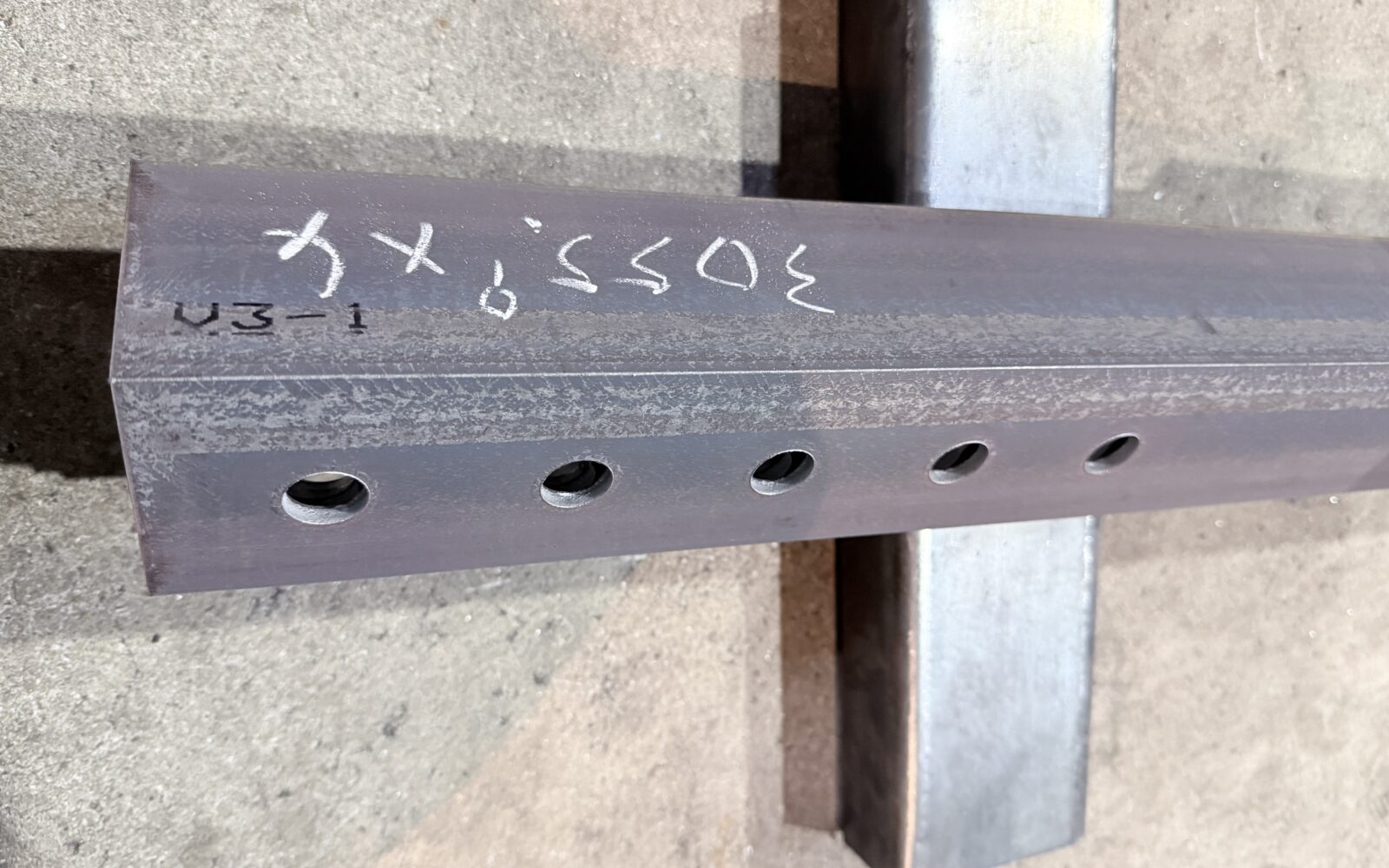 アングルブレース